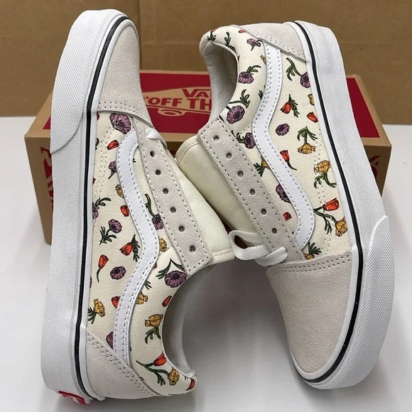 Vans WMNS Floral Canvas Sneakers Old Skool
Poppy Floral Cream
VNA5KRSCRM - Picture 11 of 16